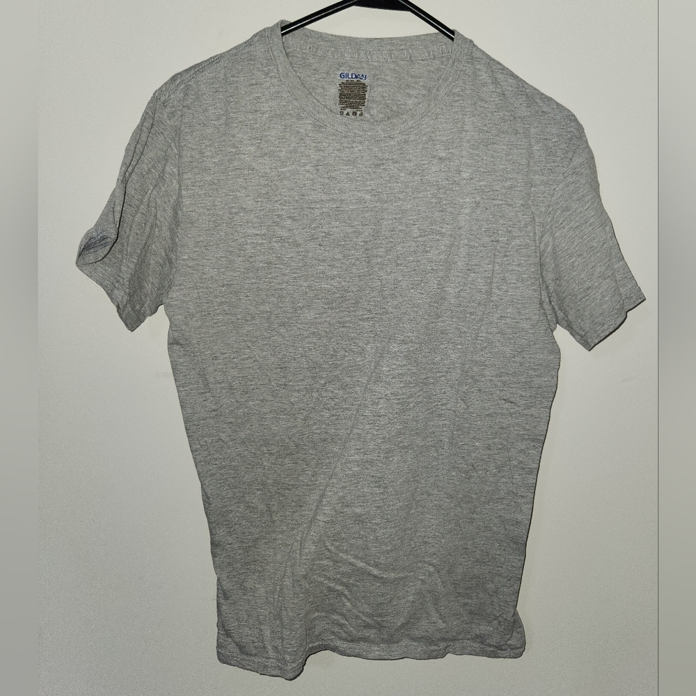 Mens medium tshirt
